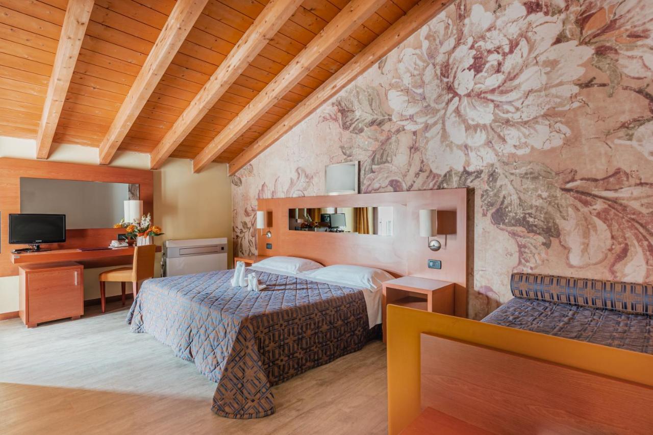 City Verona Hotel 3*