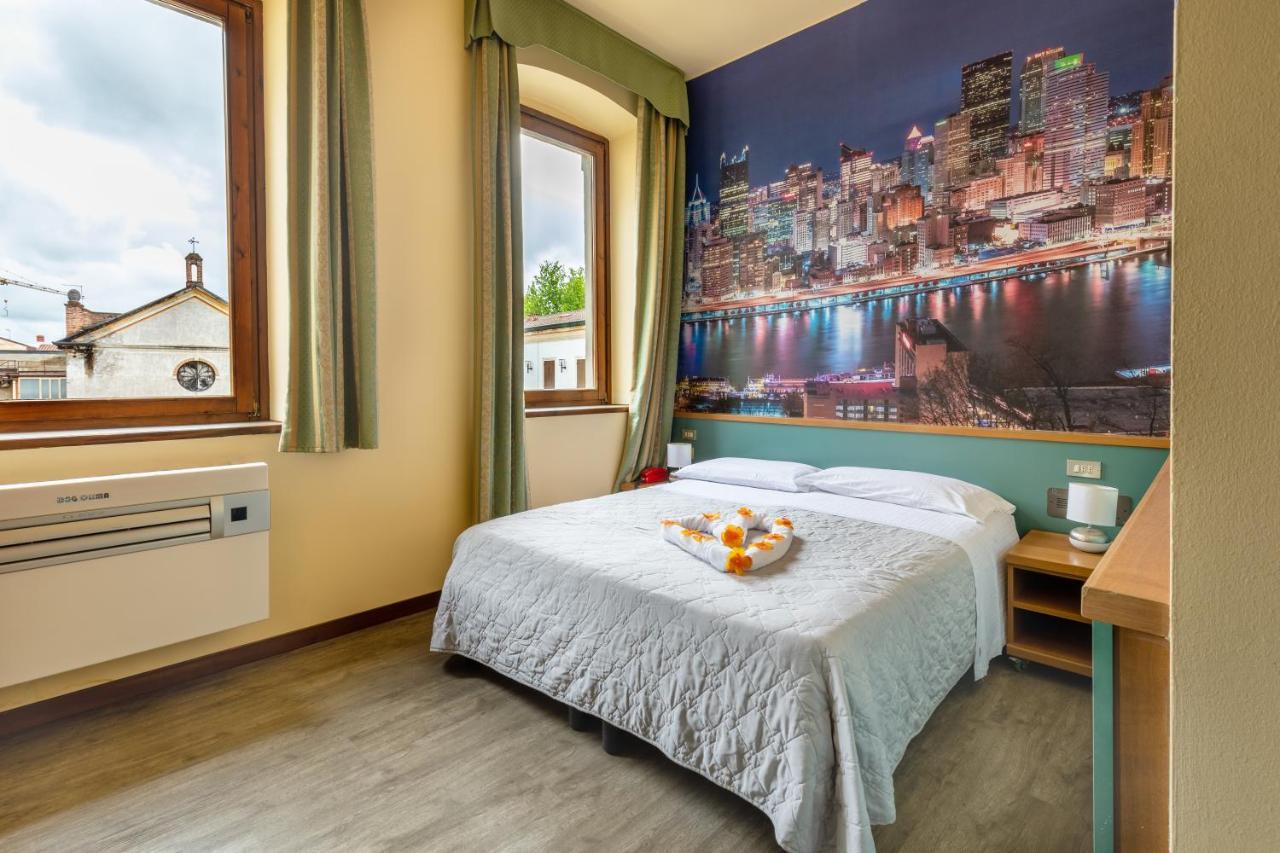 Verona Hotel 3*